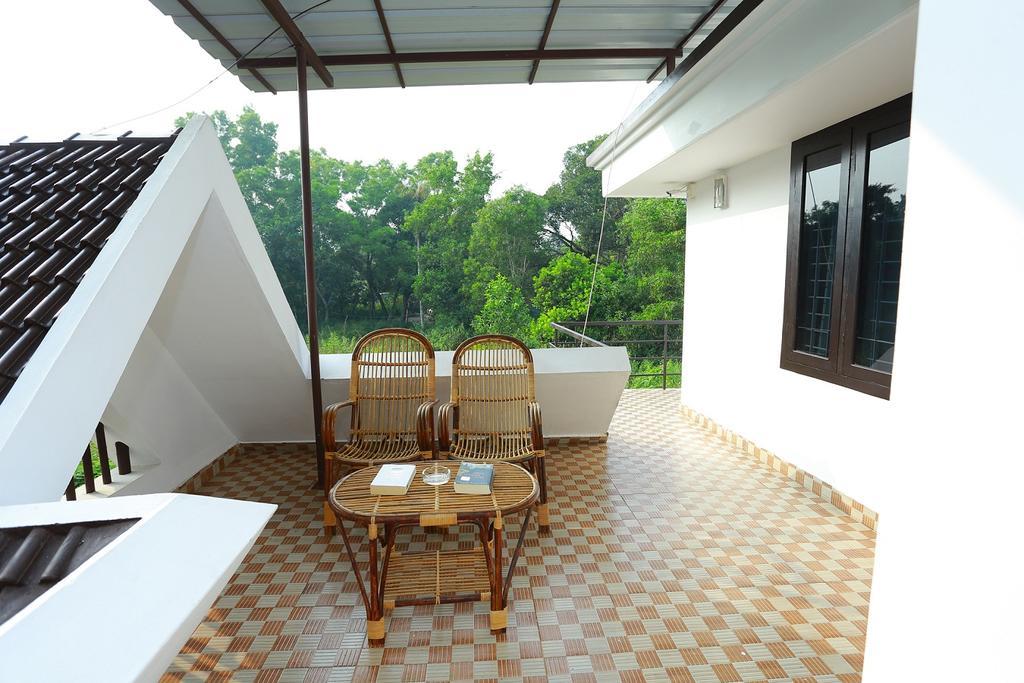 מאראריקולם Alma Homestay מראה חיצוני תמונה